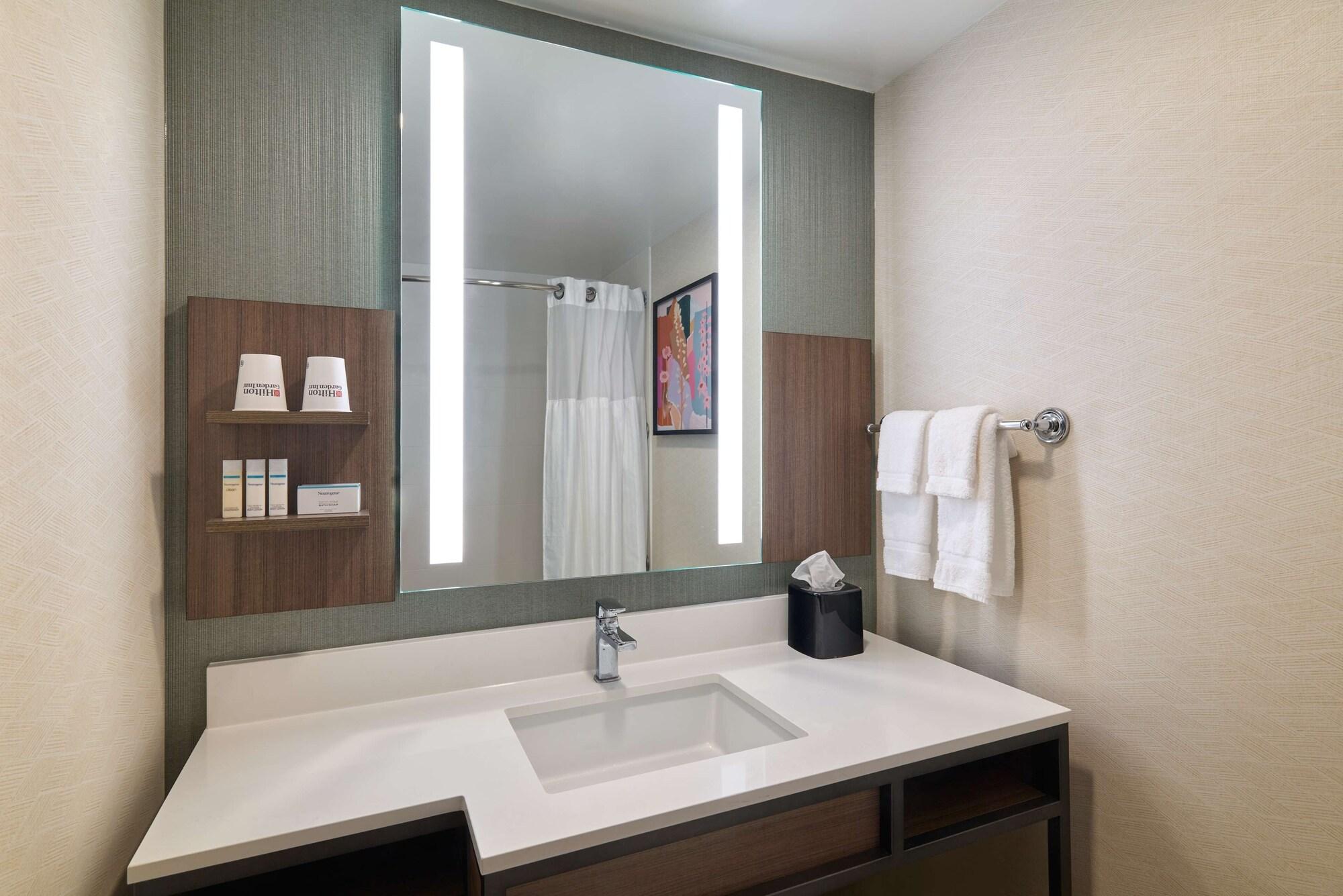 Hilton Garden Inn Bloomington Exterior foto
