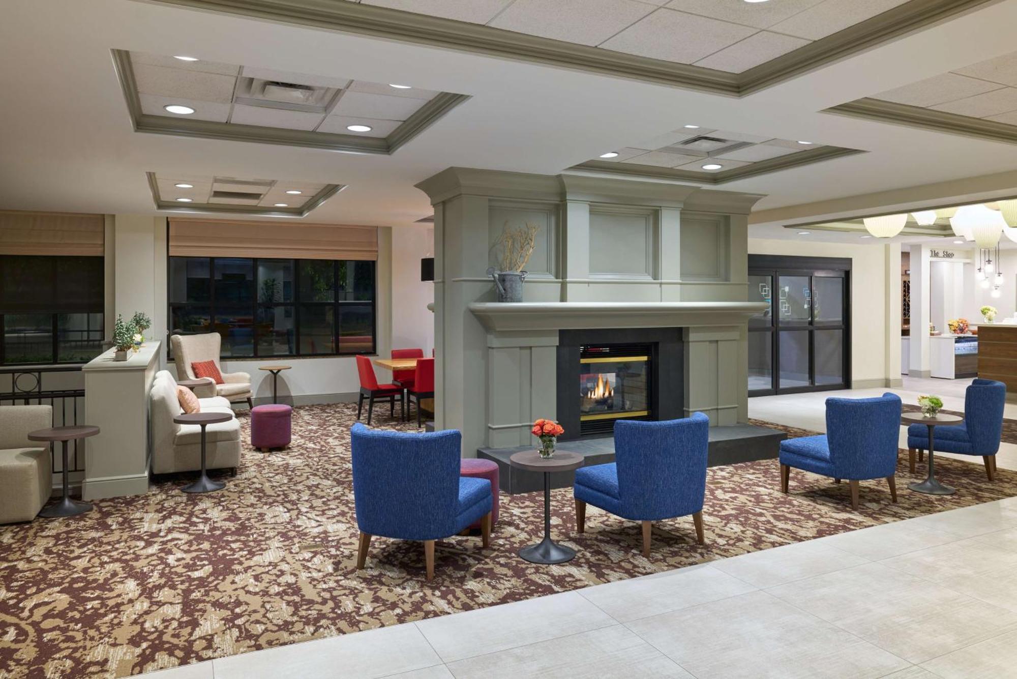 Hilton Garden Inn Bloomington Exterior foto